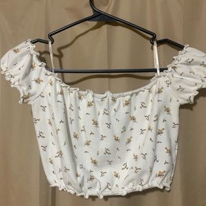 Forever 21 Floral Off-the-Shoulder Crop Top - S